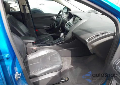 2015 Ford Focus Titanium from USA, damaged, VIN 1FADP3J27FL287249